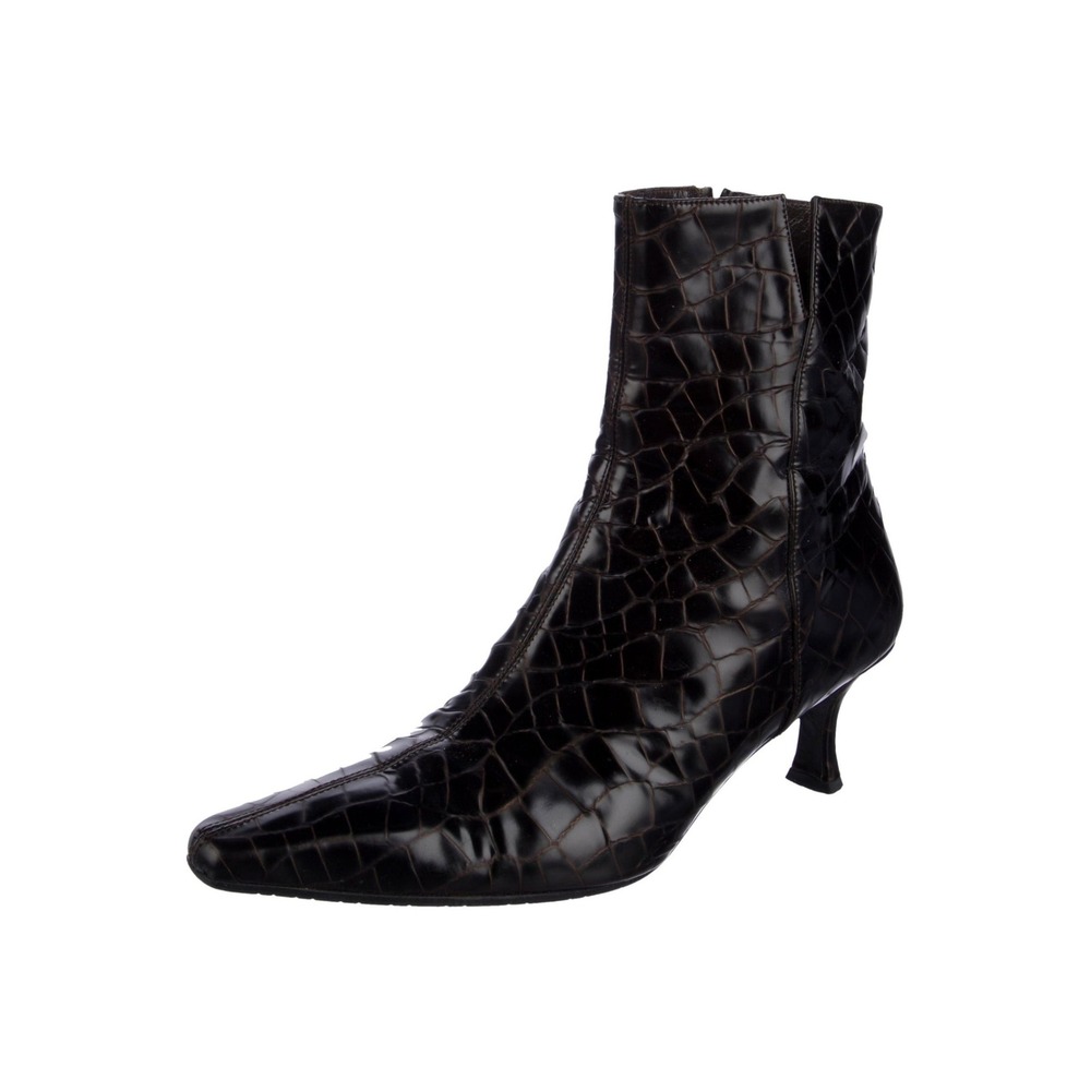 Stuart Weitzman Boots Embossed Kitten Heel Patent Leather Pointed Toe Black  8.5